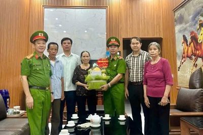 Trường Cao đẳng Cảnh sát nhân dân I tổ chức hoạt động tri ân các anh hùng, liệt sĩ