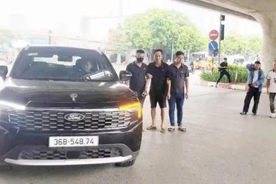 Tạm giữ đối tượng chống người thi hành công vụ