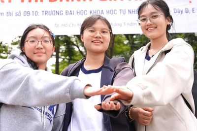 Tuyển sinh đại học: Tự chủ không đồng nghĩa với 'mỗi trường một luật chơi riêng'