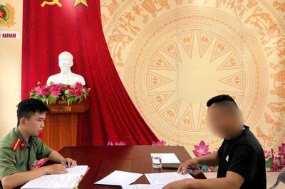 Công an phường Thục Phán xử phạt trường hợp bình luận, cổ vũ thông tin sai sự thật trên mạng xã hội