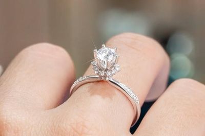 Thực tế mua bán vàng, kim cương ở PNJ sau thông báo chia 5 kỳ trả tiền cho khách