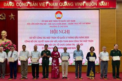 Phường Ô Chợ Dừa sơ kết công tác Mặt trận 6 tháng đầu năm, kiện toàn tổ chức sau sáp nhập tổ dân phố