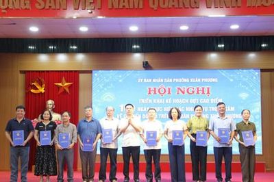 Phường Xuân Phương triển khai cao điểm 100 ngày thúc đẩy chuyển đổi số