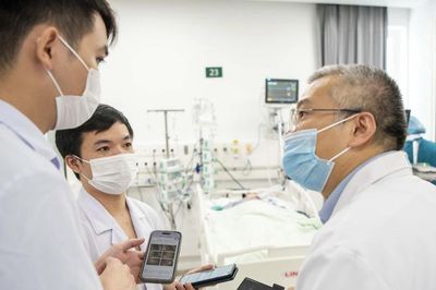 Bệnh viện Bạch Mai cơ sở Ninh Bình: Phối hợp đa chuyên khoa và dấu ấn của dược lâm sàng trong điều trị ca nhiễm nấm phổi nặng