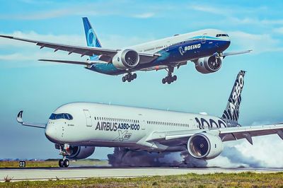 'Hòn đá' cản đường Boeing và Airbus trong cuộc đua mới