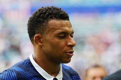 Mourinho ưu ái Mbappe