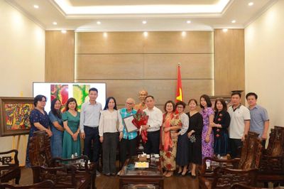 Bảo tàng Mỹ thuật Việt Nam tiếp nhận các tác phẩm hiến tặng