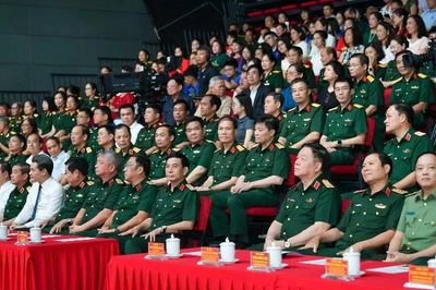 Chương trình chính luận nghệ thuật 'Tổ quốc ghi công - Lời hứa với mẹ'