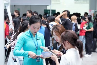 TPHCM tăng kết nối việc làm, đáp ứng nhu cầu nhân lực mới