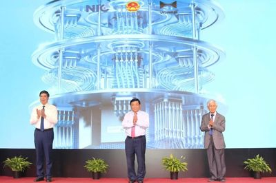 Gần 100 tài năng từ nhiều quốc gia tranh tài về tính toán lượng tử ở Gia Lai