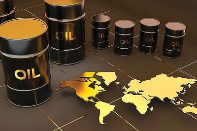 Giá dầu hôm nay (24/7): Chạm mốc 100 USD