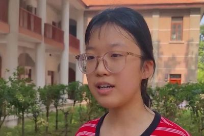 Nữ sinh đỗ Đại học Thanh Hoa dù chưa từng đi học thêm, gây xôn xao dư luận