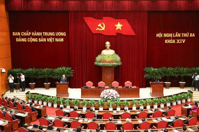 Sẽ sửa đổi Điều lệ Đảng tại Đại hội XV