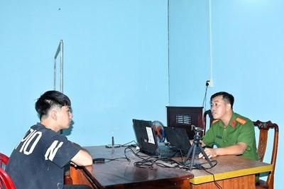 Bắt giữ đối tượng cướp giật dây chuyền vàng tại Đồng Nai