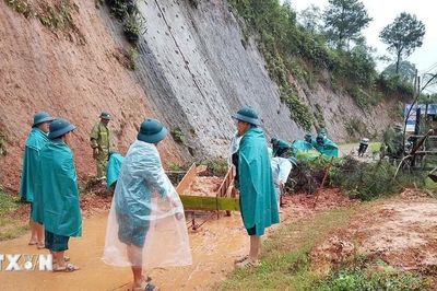Mưa lớn tiếp diễn, cảnh báo nguy cơ lũ quét, sạt lở đất tại nhiều khu vực