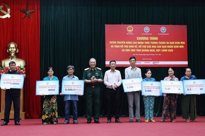 Mang sinh kế giúp những nạn nhân của bom mìn ở Quảng Ngãi
