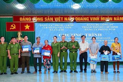 Công an TP Hồ Chí Minh tri ân người có công với cách mạng
