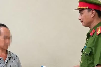 Hành hung cha già 93 tuổi, nghịch tử bị khởi tố