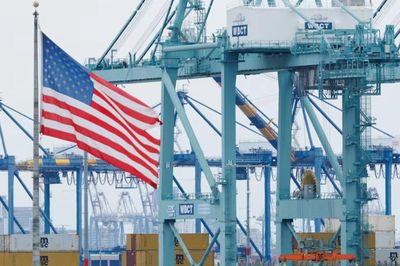 Ông Trump tung đòn thuế mới với 60 đối tác thương mại trên toàn thế giới