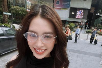 Hoa hậu Tiểu Vy khoe nhan sắc rạng rỡ