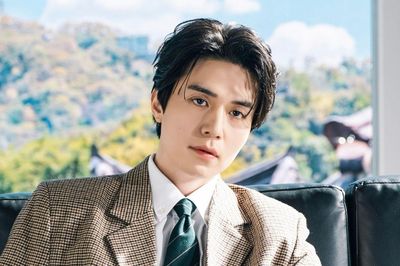 Lee Dong Wook trở lại sau màn tăng cân đầy bất ngờ