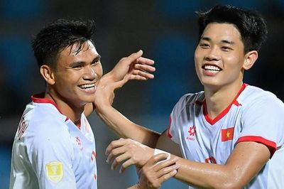 Đình Bắc tiếp bước Công Vinh đi vào lịch sử AFF Cup