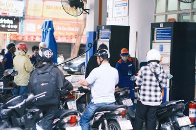 Bộ Công Thương chỉ đạo xử lý nghiêm hành vi găm hàng xăng dầu