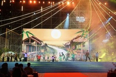Hàng nghìn du khách quốc tế hòa mình vào Lễ hội Tận hưởng Đà Nẵng 2026