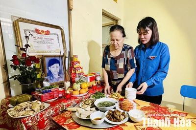 'Bữa cơm tri ân' ấm áp nghĩa tình