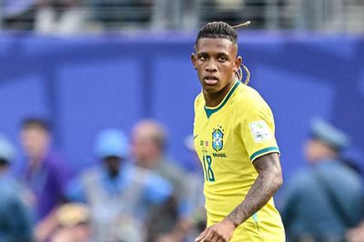Manchester United cân nhắc chiêu mộ Danilo: Bài toán nâng cấp tuyến giữa của Carrick