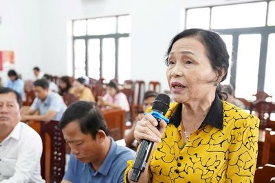 Lãnh đạo phường Hương Trà đối thoại với nhân dân