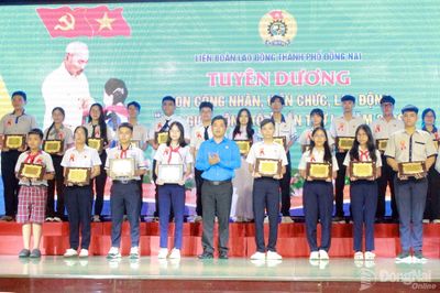 Tuyên dương trên 1 ngàn con công nhân, viên chức, lao động học giỏi, sống tốt