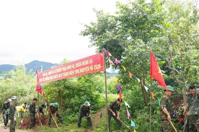 Xã Mang Yang phối hợp Lữ đoàn 40 ra quân thực hiện công tác dân vận năm 2026