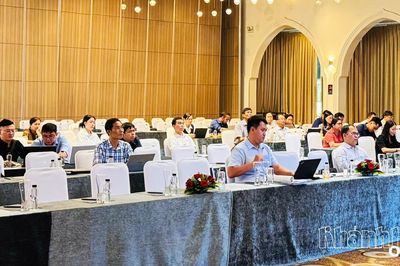 Gần 100 đại biểu tỉnh Khánh Hòa được tập huấn quản lý nhà nước về viễn thông
