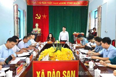 Đoàn công tác của Ban Nội chính Tỉnh ủy làm việc với Ban Thường vụ Đảng ủy xã Dào San về công tác nội chính
