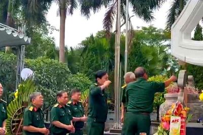 Ký ức người lính và ngọn lửa truyền thống