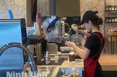 Khi học sinh, sinh viên làm thêm dịp hè