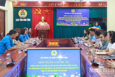 Nâng cao nghiệp vụ công tác nữ công, bảo vệ nền tảng tư tưởng của Đảng