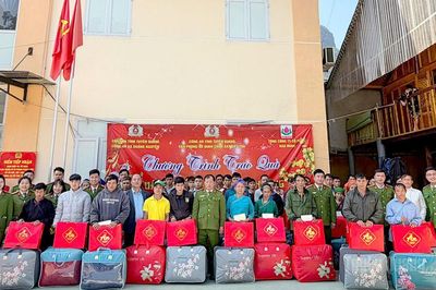 Tuổi trẻ Văn phòng Cơ quan CSĐT xung kích, xây dựng Đảng bằng những việc làm thiết thực