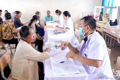Hơn 3.600 người dân xã Đại Từ được khám sức khỏe miễn phí