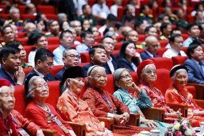 Chủ tịch Quốc hội Trần Thanh Mẫn ký ban hành Pháp lệnh sửa đổi, bổ sung một số điều của Pháp lệnh Ưu đãi người có công với cách mạng