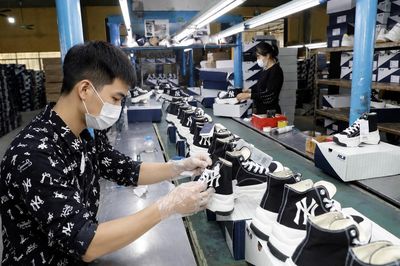 Vượt Trung Quốc ở thị trường Mỹ, điều gì đứng sau cú bứt phá của ngành giày dép Việt?