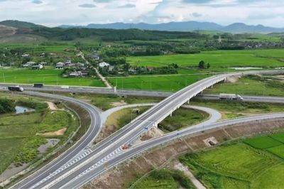 Đạt gần 30 tỷ đồng sau 1 tuần thu phí 5 tuyến cao tốc