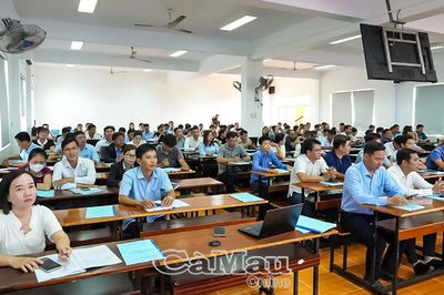 Nâng cao năng lực thông tin cơ sở và quản trị Cổng thông tin điện tử