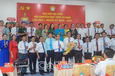 Ông Trần Hồng Quân được bầu làm Chủ tịch Hội Khuyến học tỉnh Cà Mau khóa I