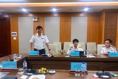 Kiểm toán nhà nước khu vực III làm việc với Ủy ban Kinh tế và Tài chính của Quốc hội
