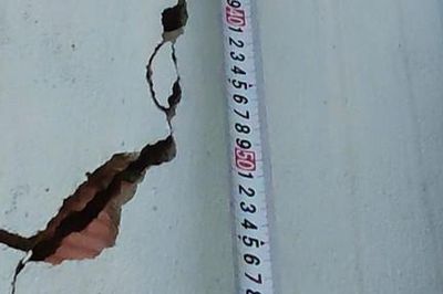 Ghi nhận 15 hộ dân bị nứt nhà, nghi ảnh hưởng do thi công chung cư Bình An Đông Tây