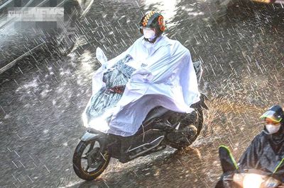 Dự báo thời tiết Hà Nội hôm nay 24/7: Mưa vừa đến mưa to, có nơi mưa rất to