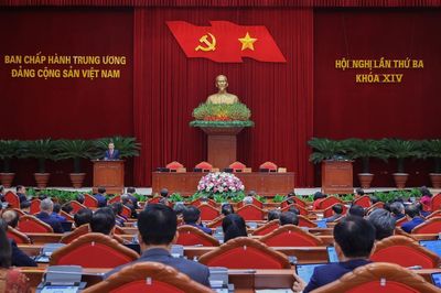 Nội dung ngày làm việc cuối cùng của Hội nghị Trung ương 3 khóa XIV