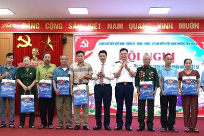 Cảnh sát biển Việt Nam lan tỏa nghĩa tình tri ân tại phường Yên Nghĩa